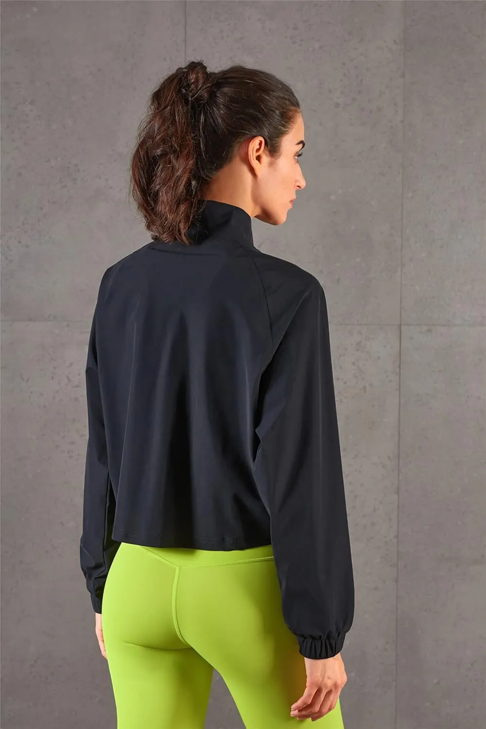 altiland Women's Athletic Running Yoga Gym Track Zip Up Cropped Jackets UPF 50  Sun Protection Long Sleeve Workout Shirts