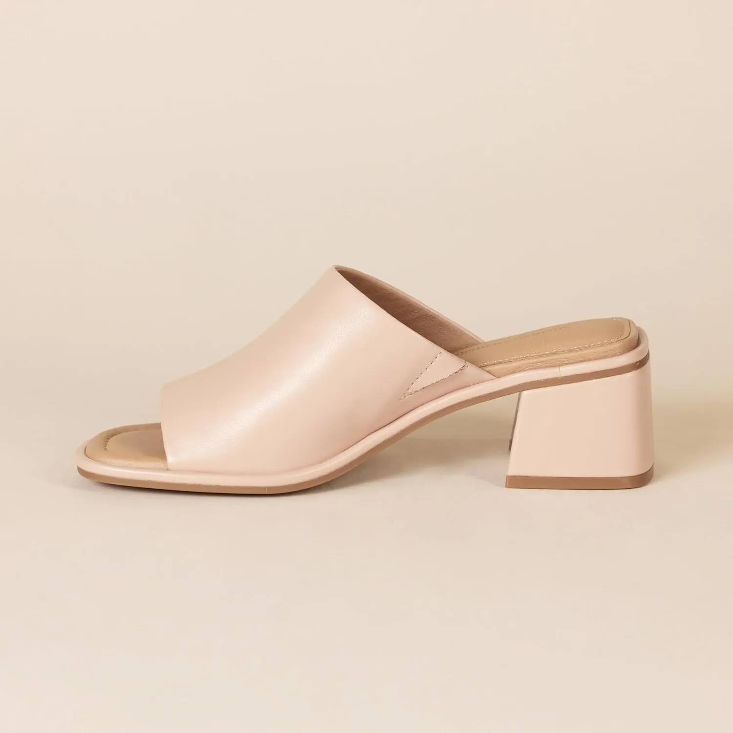 Amazon Essentials Women's Block Heel Mule