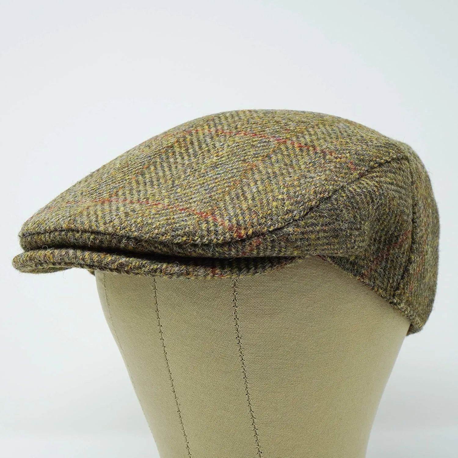 Borges & Scott Nevis Flat Cap - 100% Handwoven Wool – Harris Tweed – Water Resistant