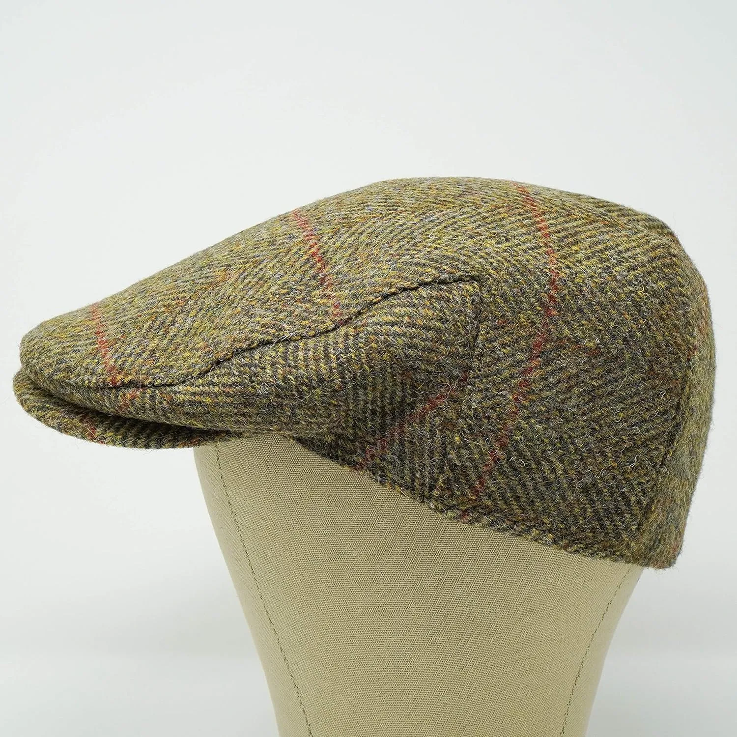 Borges & Scott Nevis Flat Cap - 100% Handwoven Wool – Harris Tweed – Water Resistant