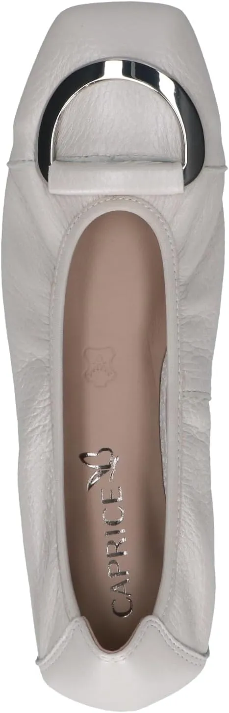 CAPRICE Women's Closed Ballet Flat