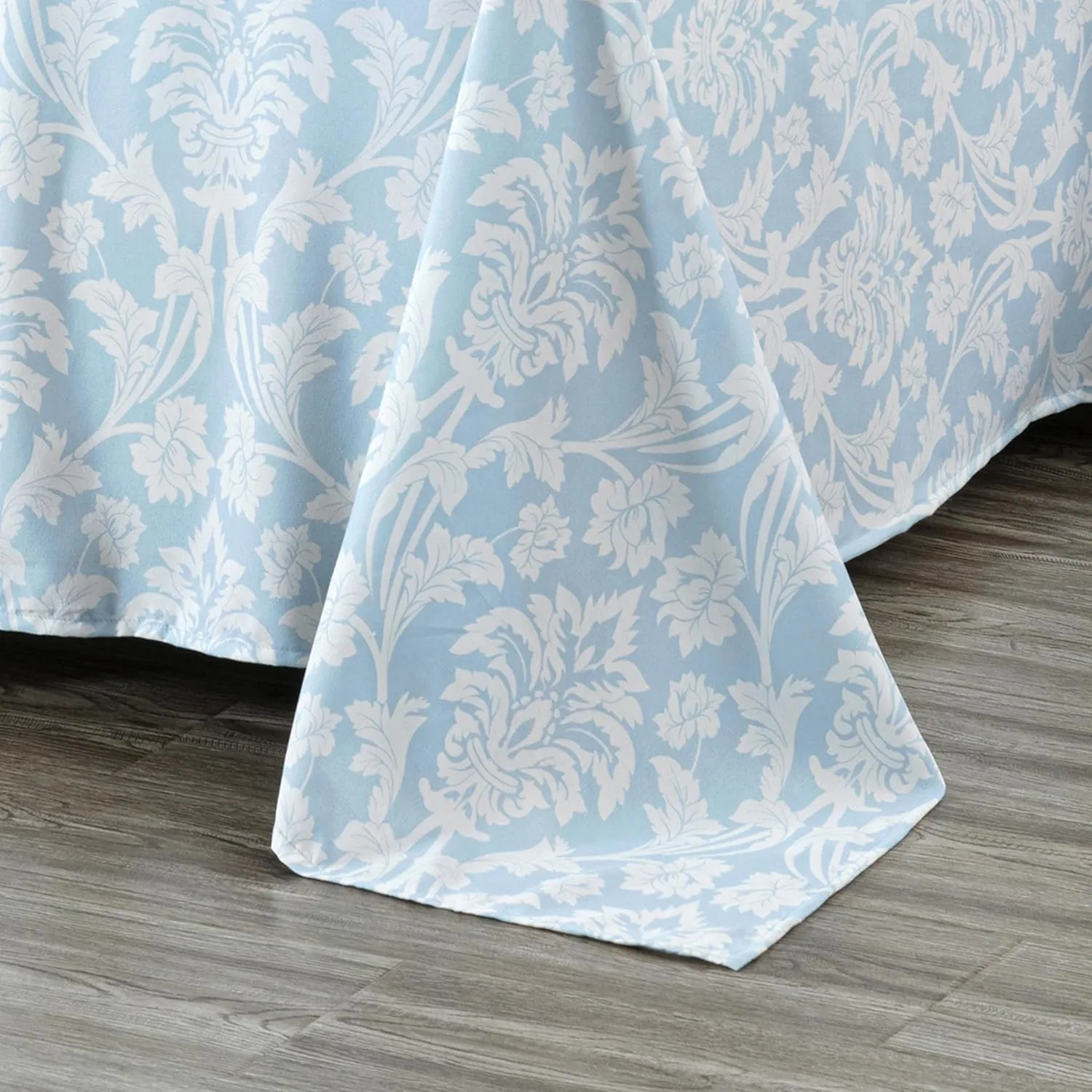 Chezmoi Collection 4-Piece Ivy Floral Medallion Bed Sheet Set, Queen Size - Blue/White Floral Printed Microfiber Soft Breathable Deep Pocket Sheets and Pillowcases Set