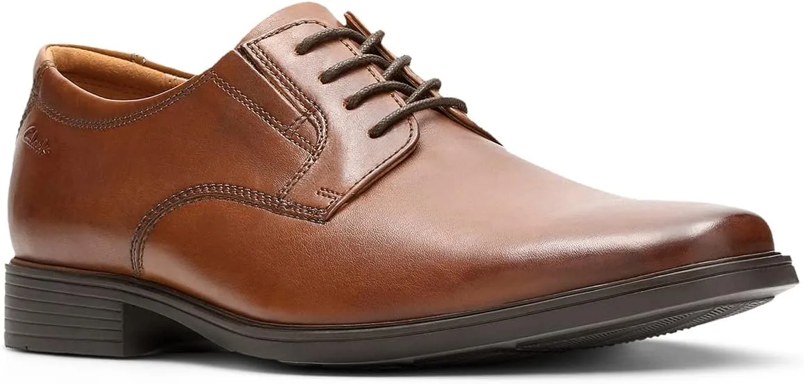 Clarks Men's Tilden Plain Oxford