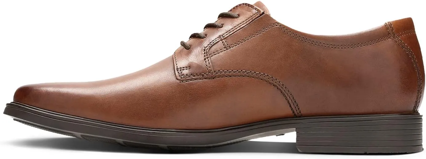 Clarks Men's Tilden Plain Oxford