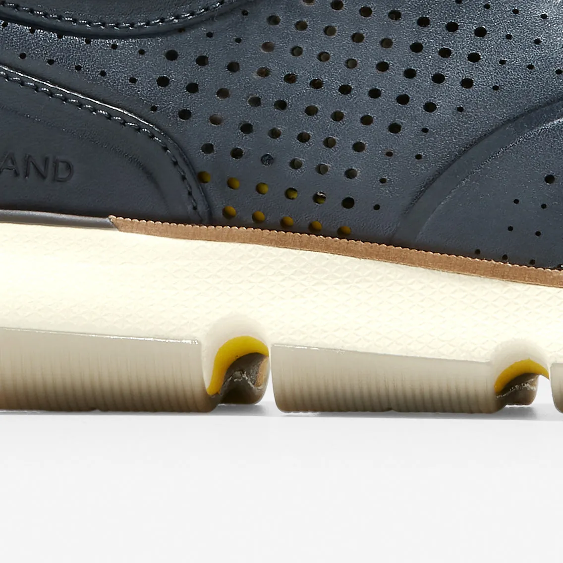 Cole Haan Men's 4.ZERØGRAND Perforated Oxford