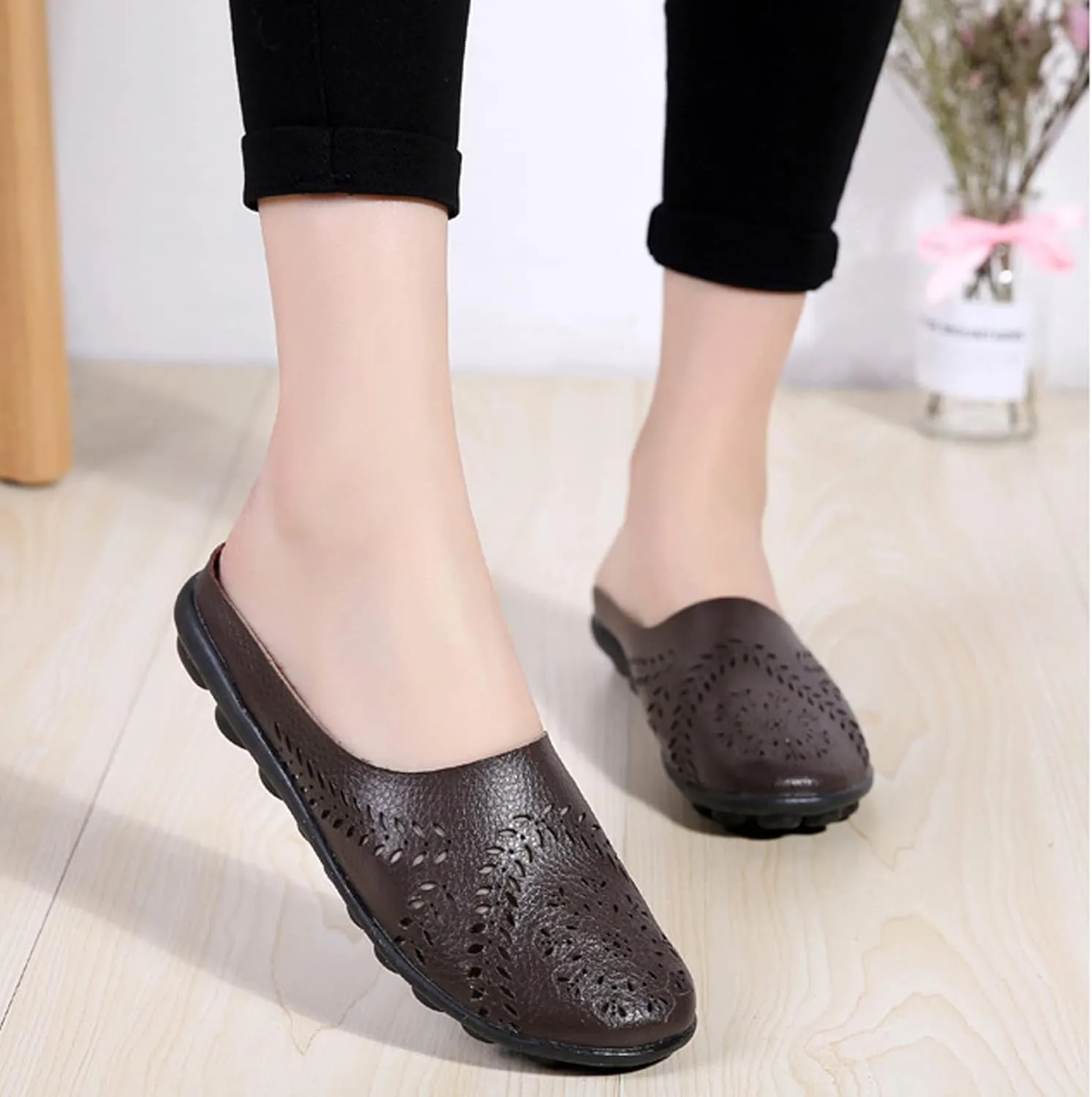 DirraBra Owlkay Women's Hollow Breathable Casual Mule Sandals, Slip On Flat Loafers Outdoor Comfortable Backless Slippers