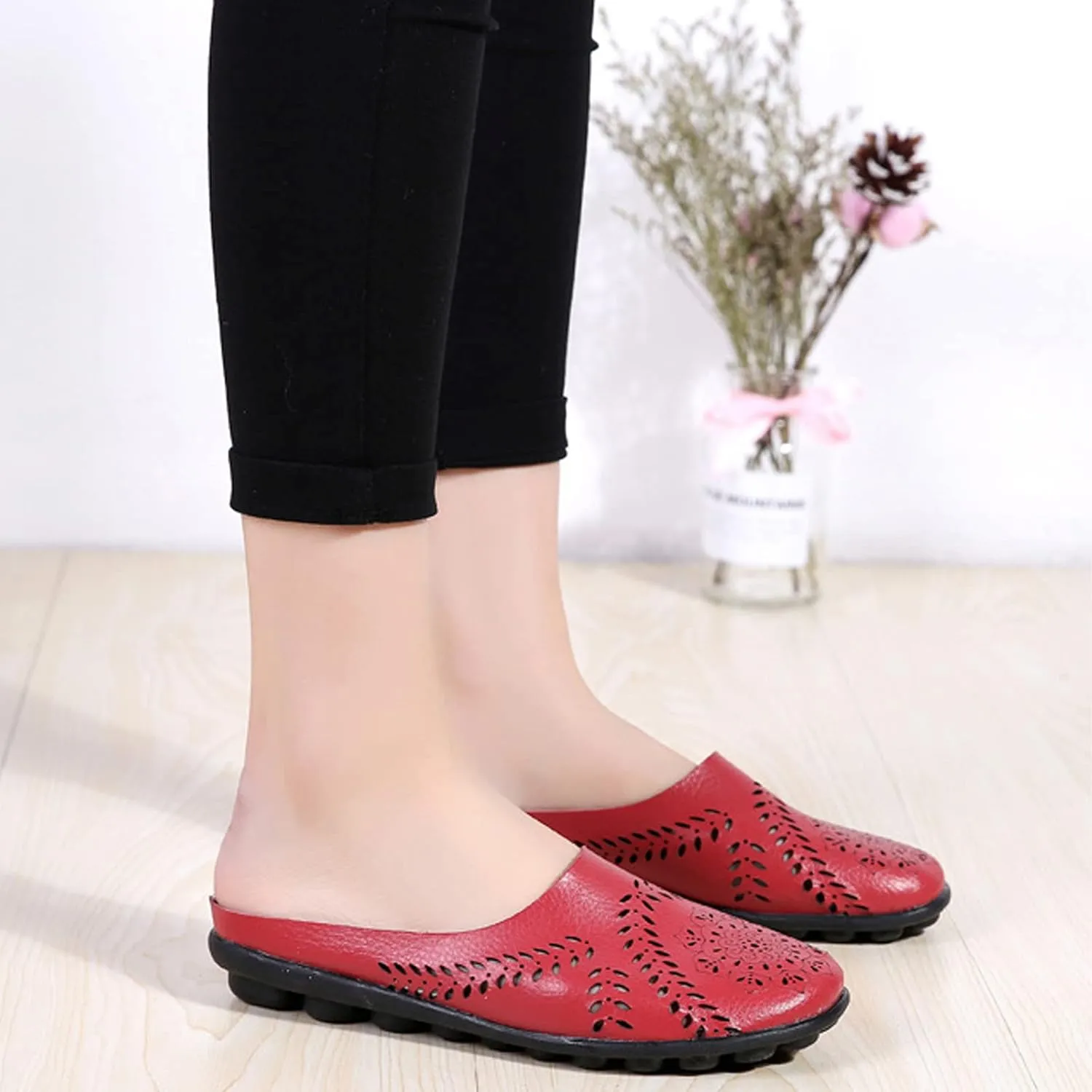DirraBra Owlkay Women's Hollow Breathable Casual Mule Sandals, Slip On Flat Loafers Outdoor Comfortable Backless Slippers