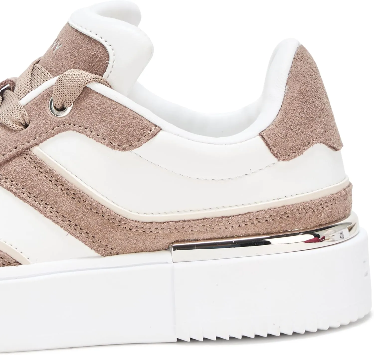 DKNY Women's Bethan Everyday Platform Lace Up Sneaker