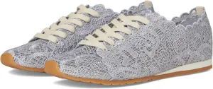 Dolce Vita Women's Dayana Sneaker