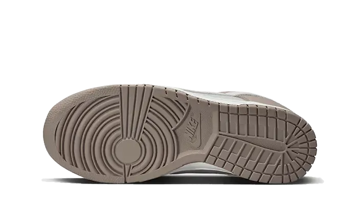 Dunk Low Bone Beige