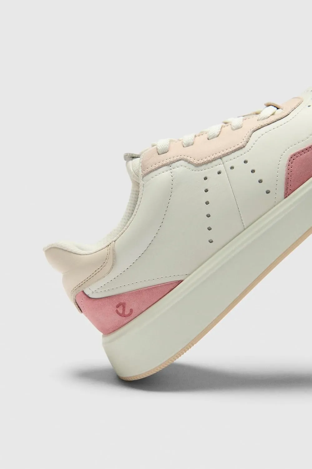 ECCO Women's Street Court Sneaker