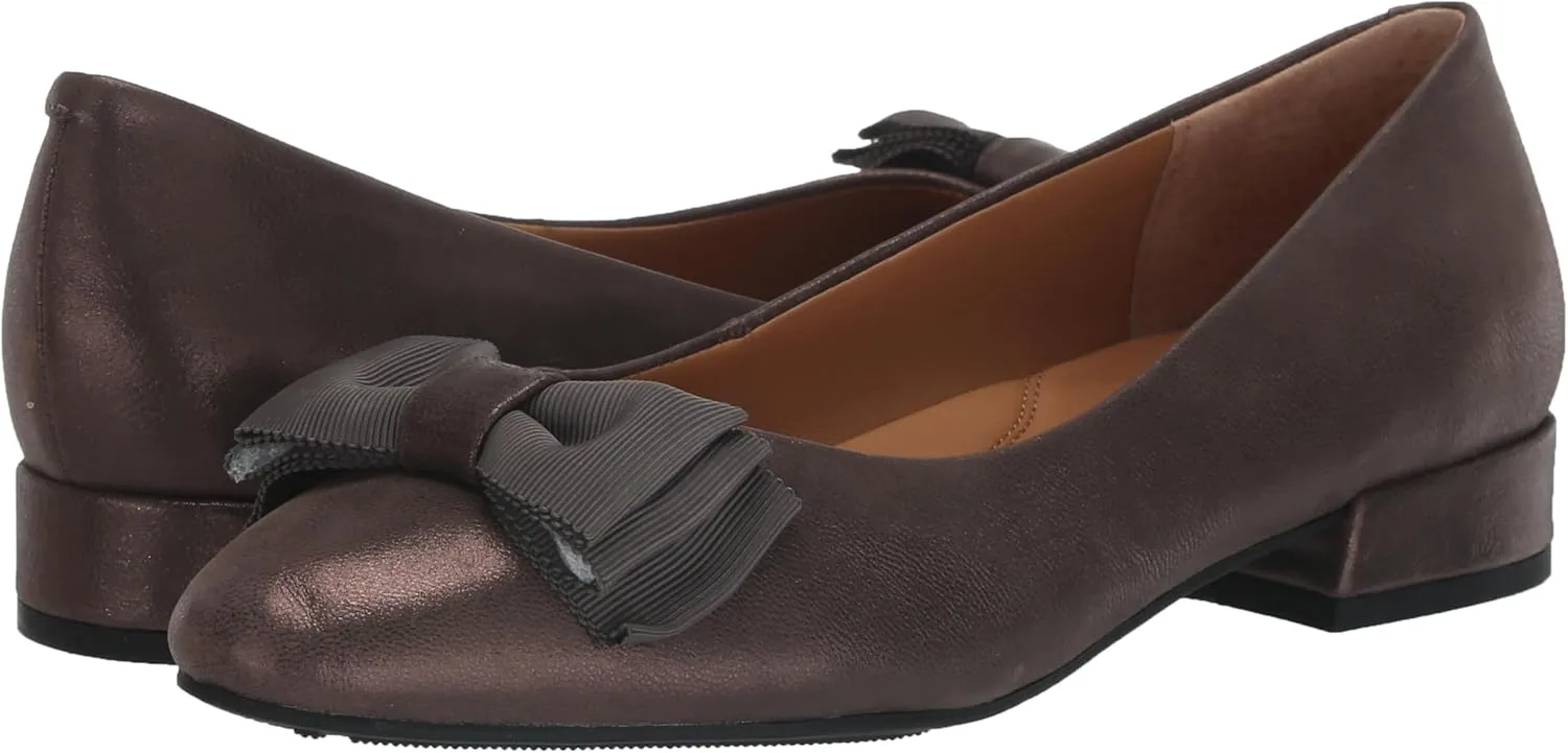 Gentle Souls by Kenneth Cole Women's Atlas Flat Platform