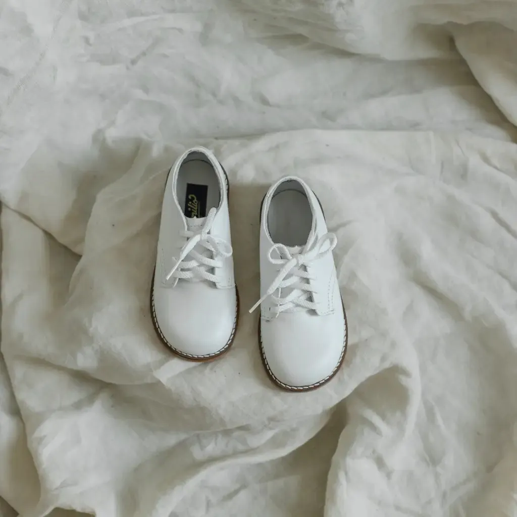 Harvey Oxford - White