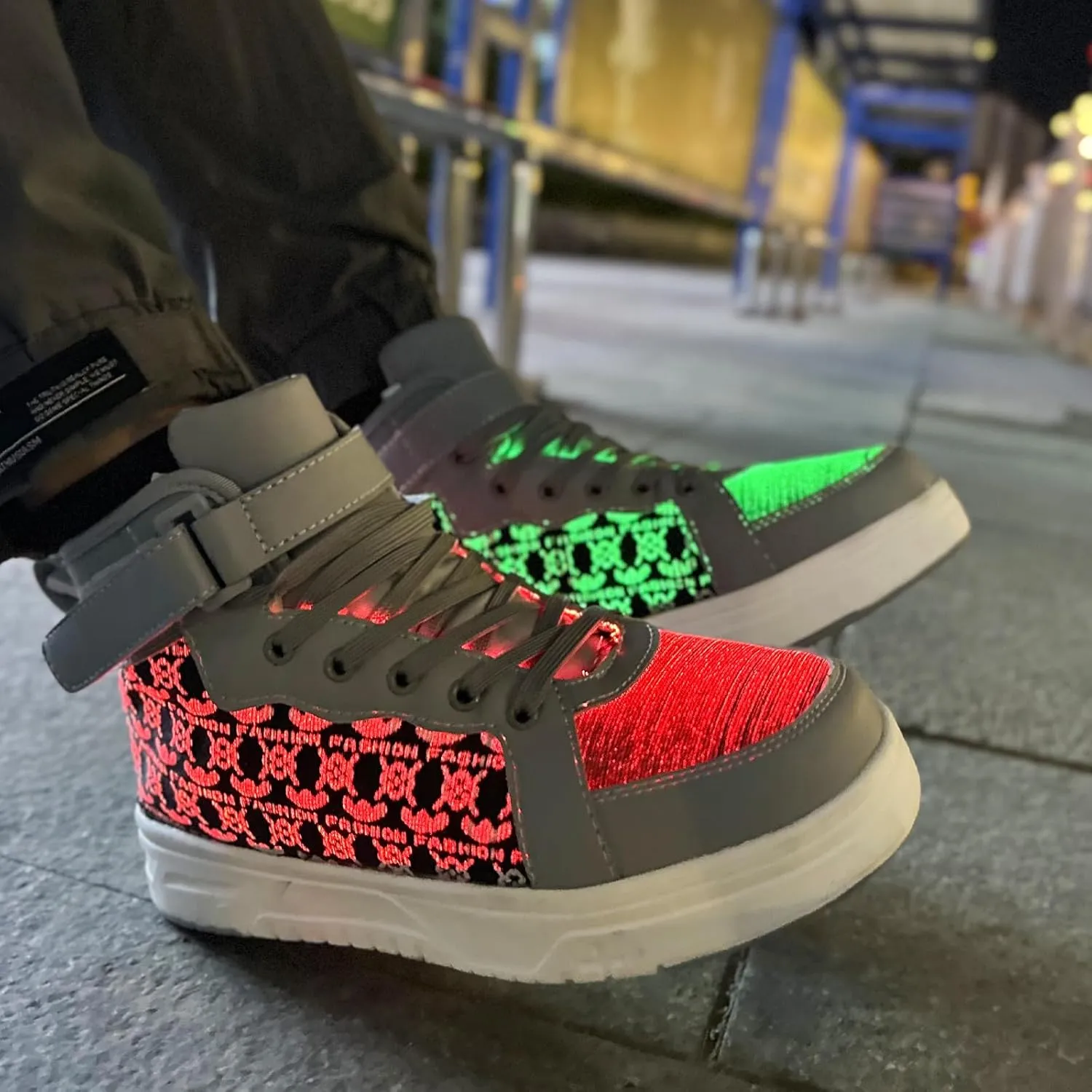 Hot Dingding Fiber Optic LED Shoes for Women Men Light Up Sneakers for Adult USB Charging Flashing Luminous Trainers Shoes