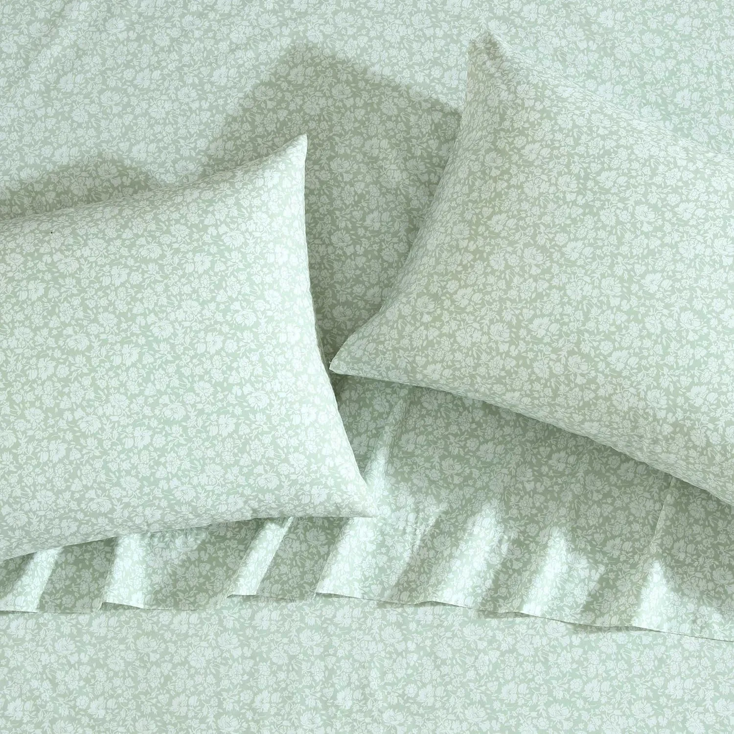 Laura Ashley - Sheets, Cotton Percale Bedding Set, Lightweight & Breathable Room Essentials (Heirloom Ditzy Green, Queen)