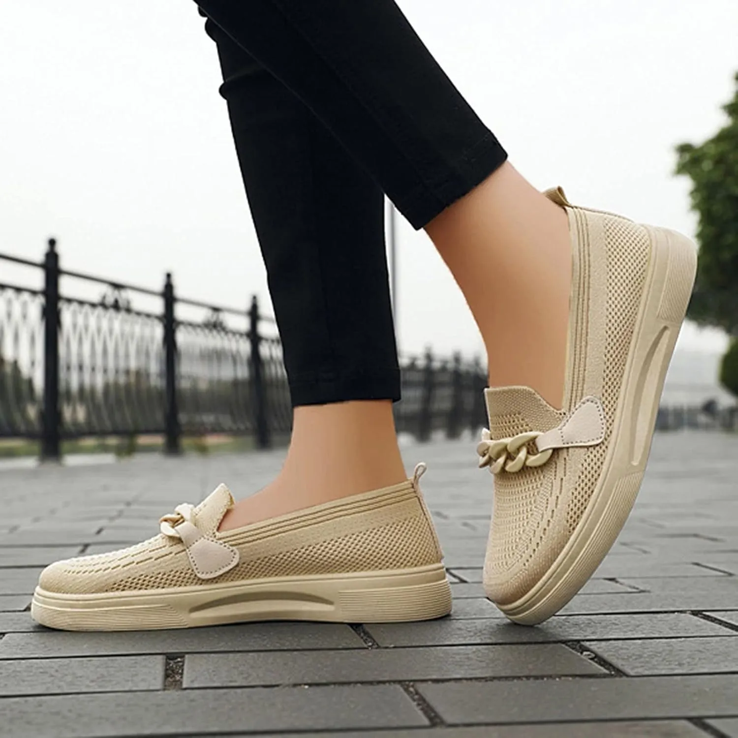 Loafers for Women Slip On Sneakers Mesh Breathable Sneakers Lightweight Walking Shoes Comfy Casual Daily Shoes for Work