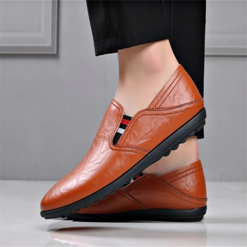 Men's Casual Loafers Flat-Heeled Round-Toed Rubber Shoes Soft-Soled Comfortable Breathable Slip-on Shoes for Men