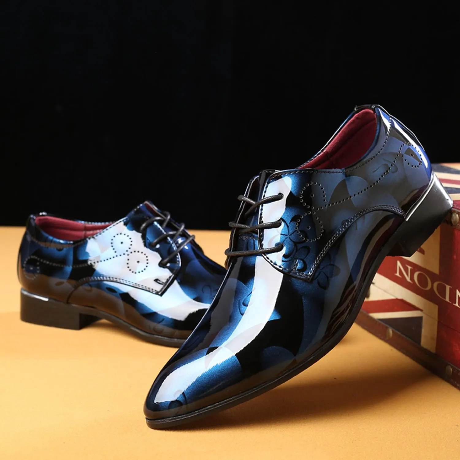 Men's Dress Shoes Fashion Floral Patent Leather Tuxedo Oxfords Formal Business Wedding Shoes Classic Suit Shoes
