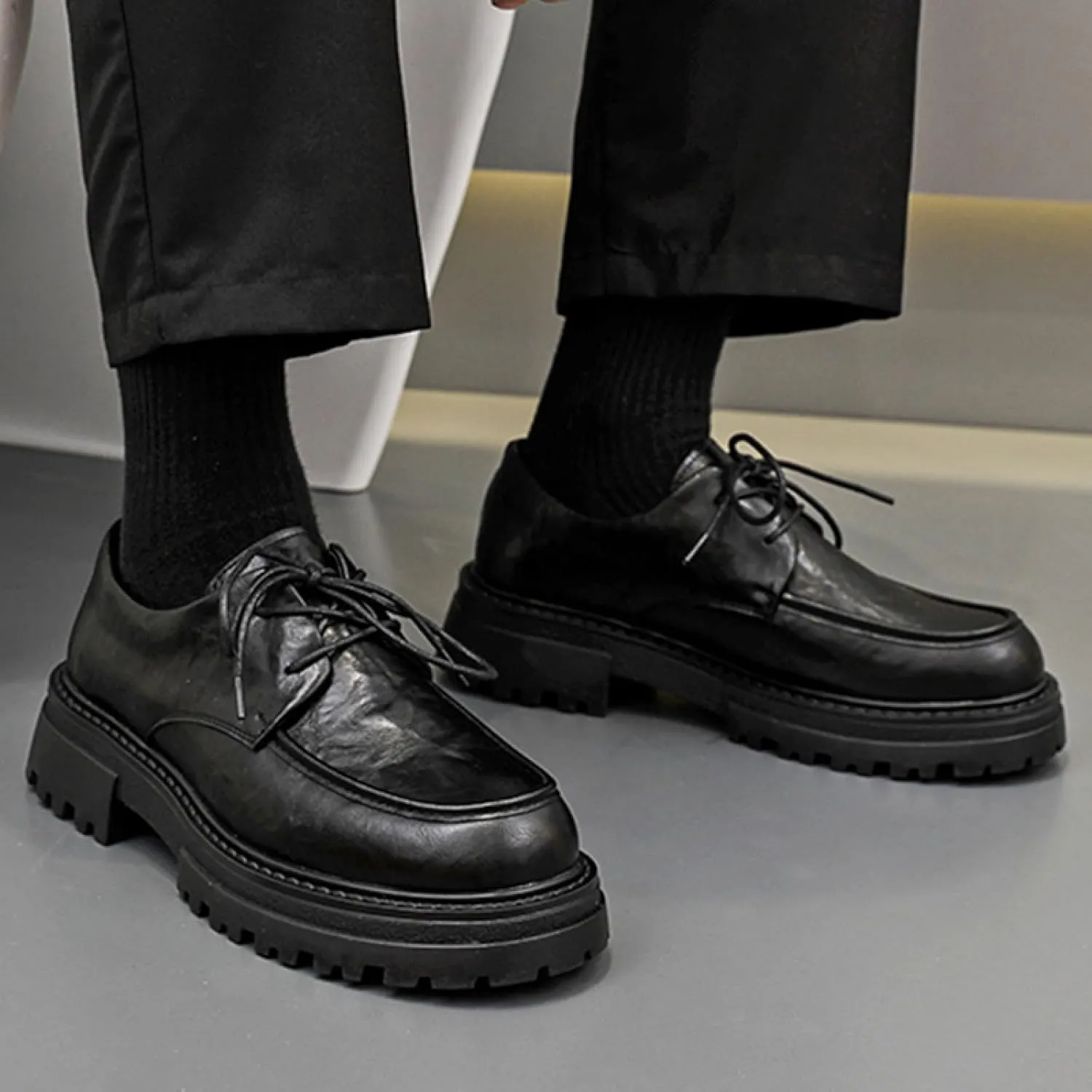 Men's Genuine Leather Lace-Up Platform Oxfords Comfortable Round Toe Slip On Lug Sole Low Heel Business Formal Derby Shoes Winter Warm Plush Lininganti-Slip Work Shoes