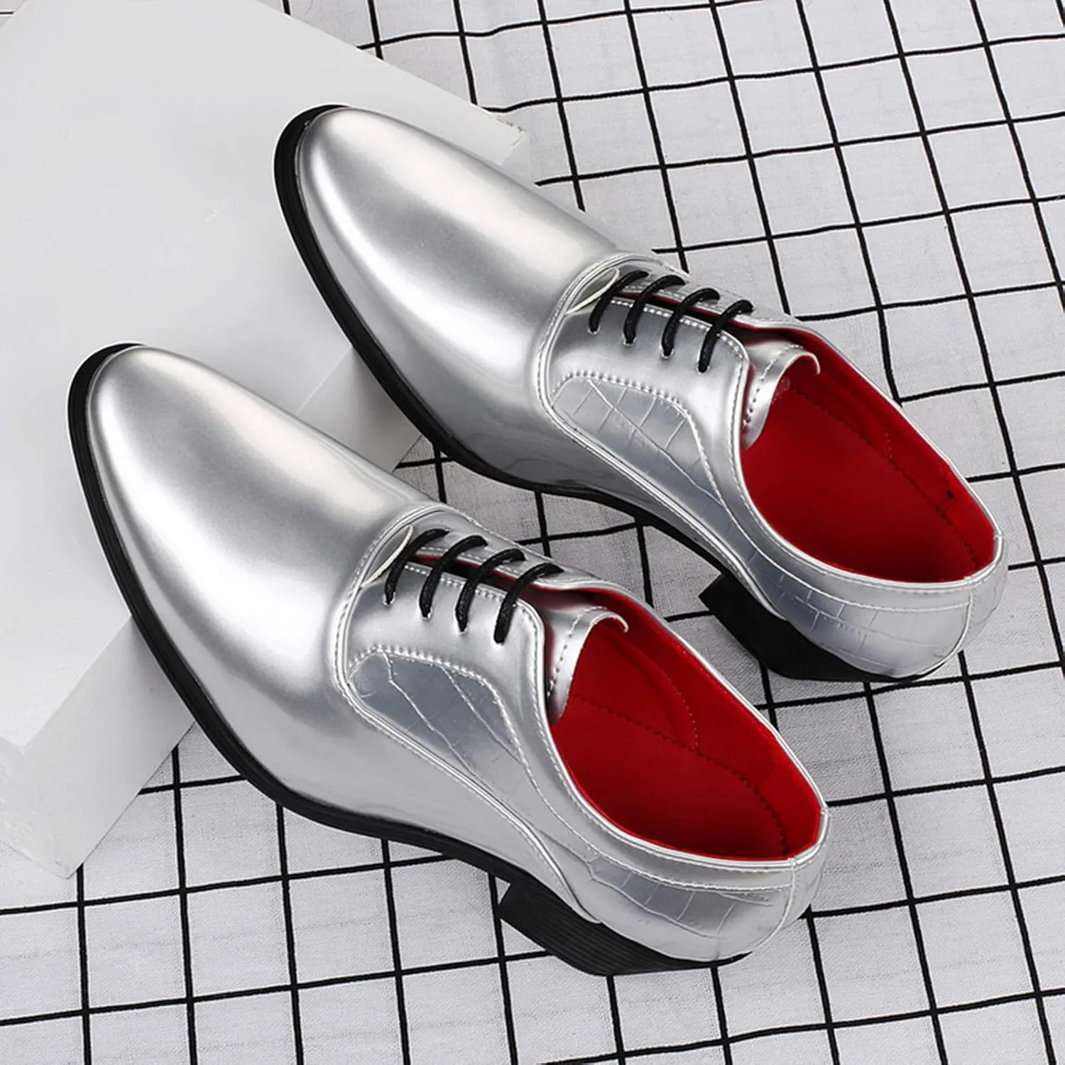 Men's Patent Leather Chunky Heel Oxford Shoes Pointed Toe Lace-up Fashion High Heels Business Work Wedding Prom Dress Derby Shoes