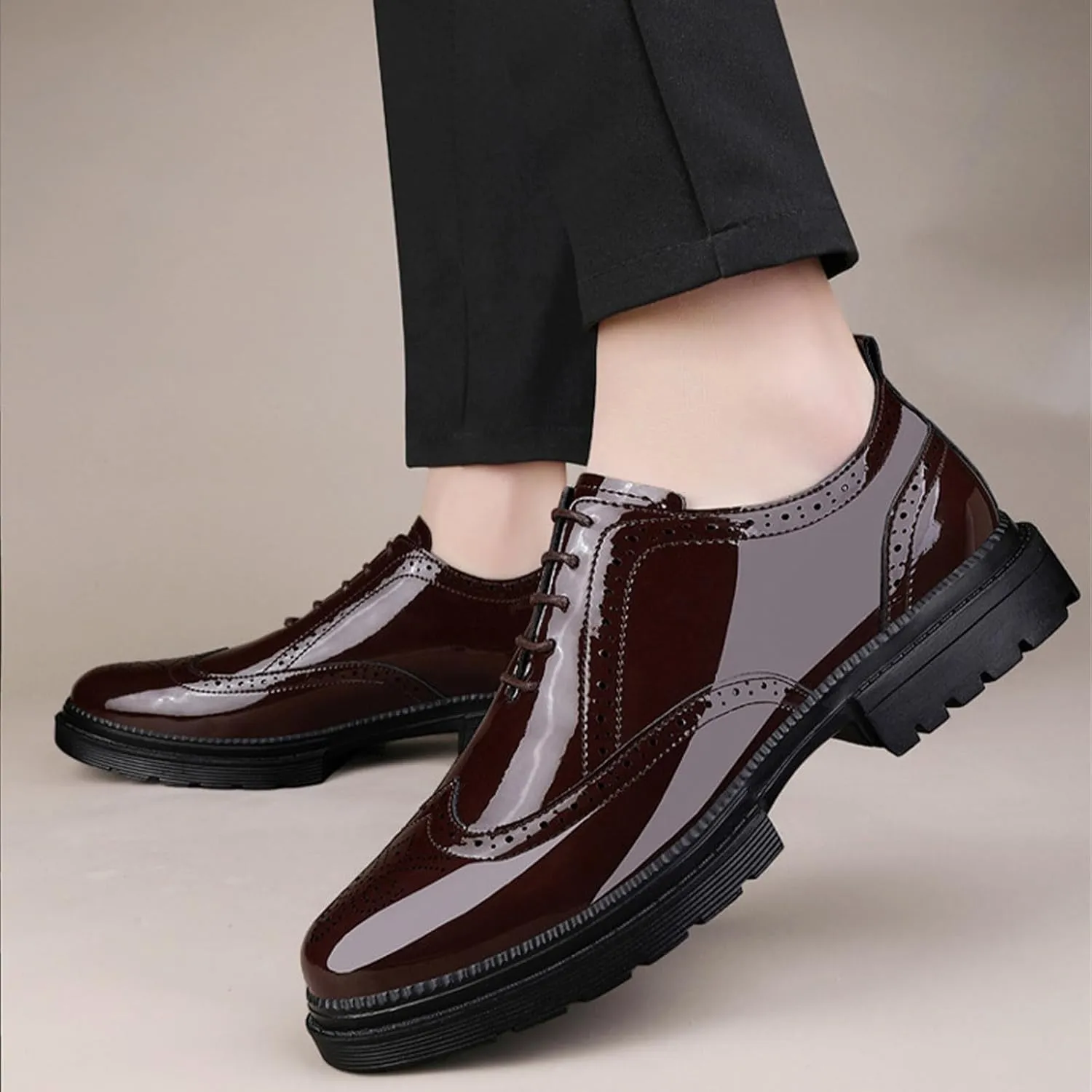 Men's Patent Leather Oxfords Wingtips Derby Shoes Men Classic Round Toe Lace Up Thick Sole Dress Breathable Handmade Formal Shoes for Business Work