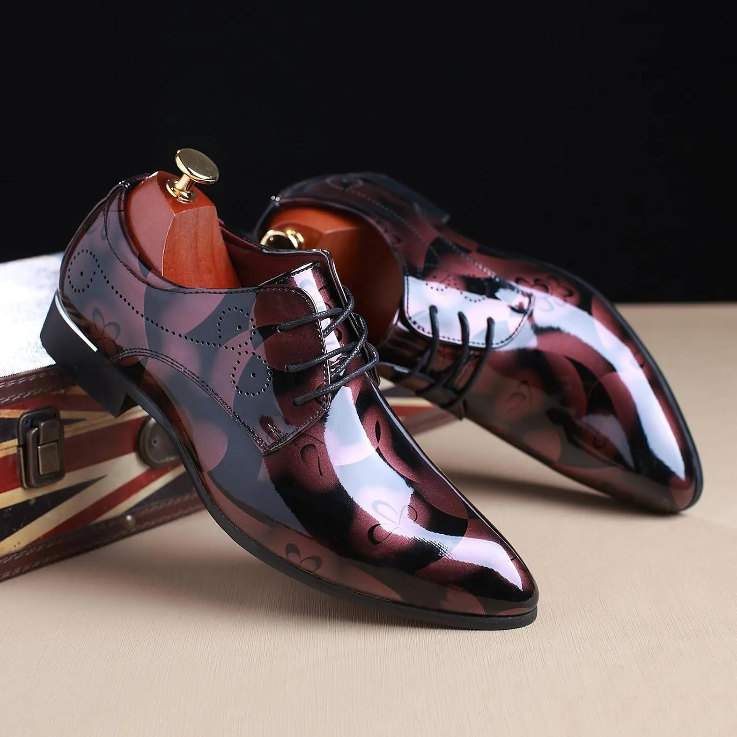 Men's Patent PU Leather Derby Shoes Wedding Wingtip Dress Shoes Men's Formal Footwear