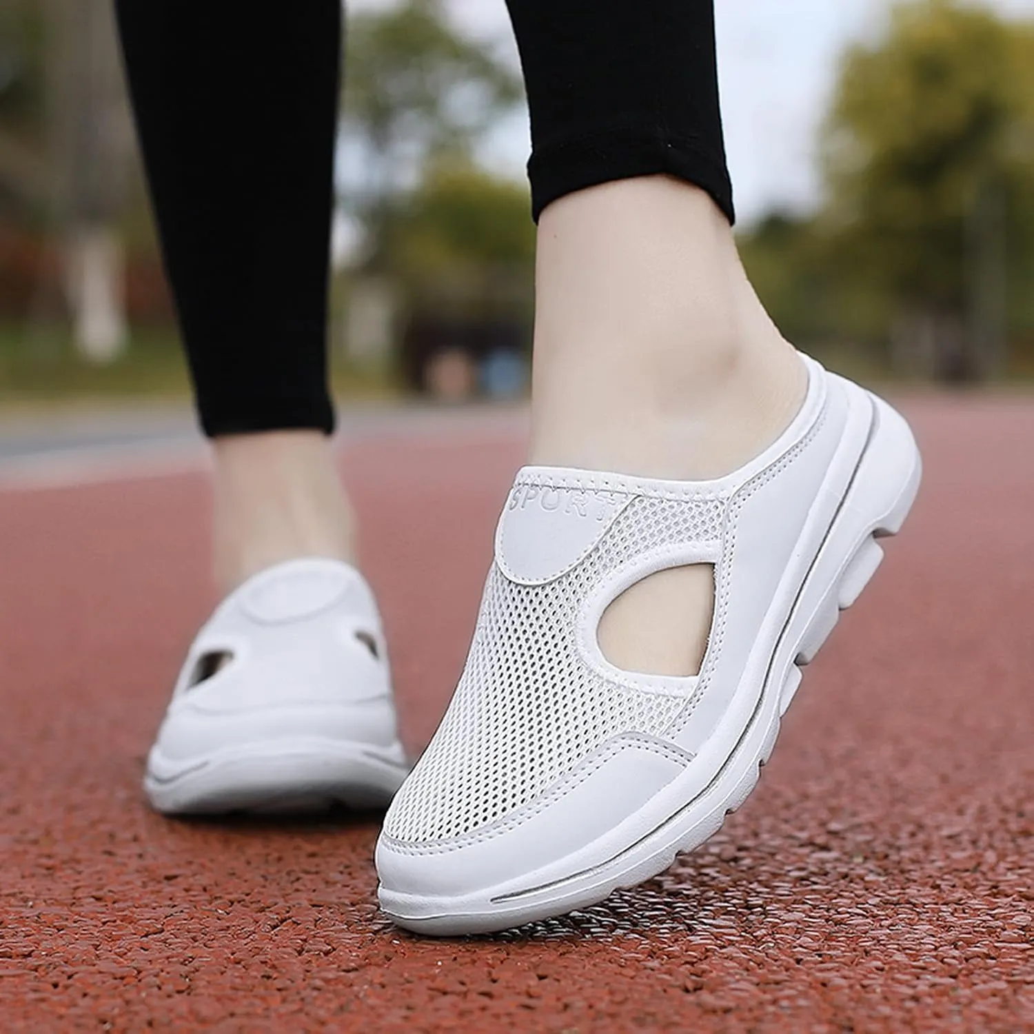 Men's Slip On Mules Womens Lightweight Open Back Shoes Comfort Walking Shoes Breathable Slippers Closed Toe Slides