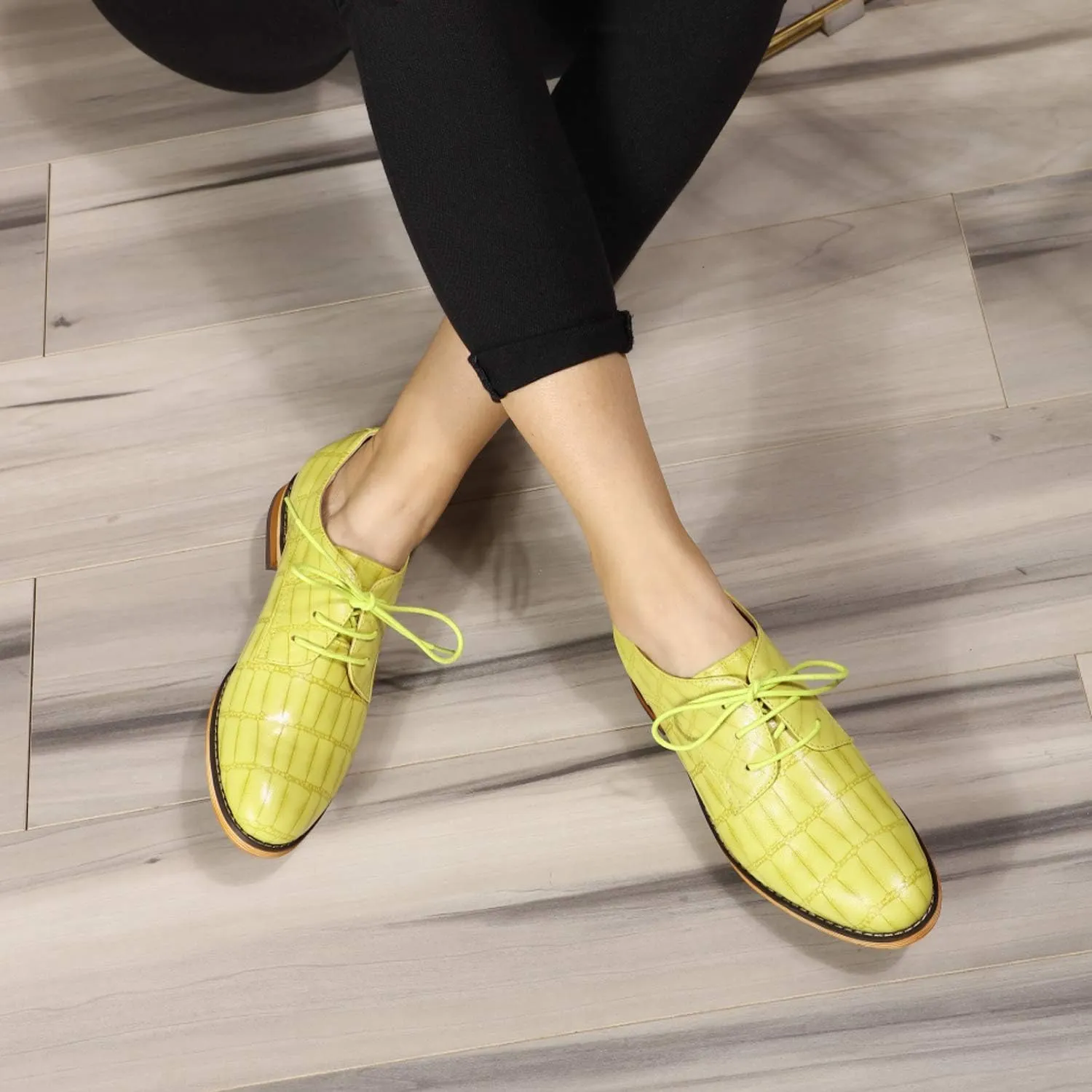 Mona flying Women's Fashion Croc Embossed Oxfords Derby Lace-up Leather Flat Shoes for Ladies
