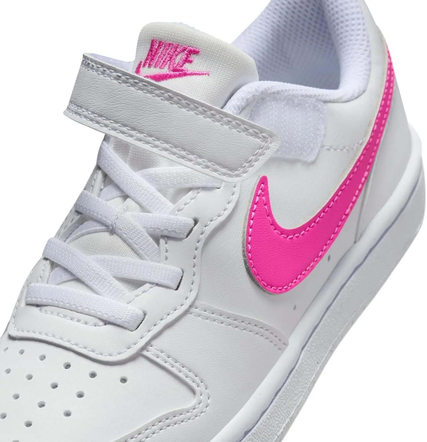 NIKE Boy's Sneaker Low
