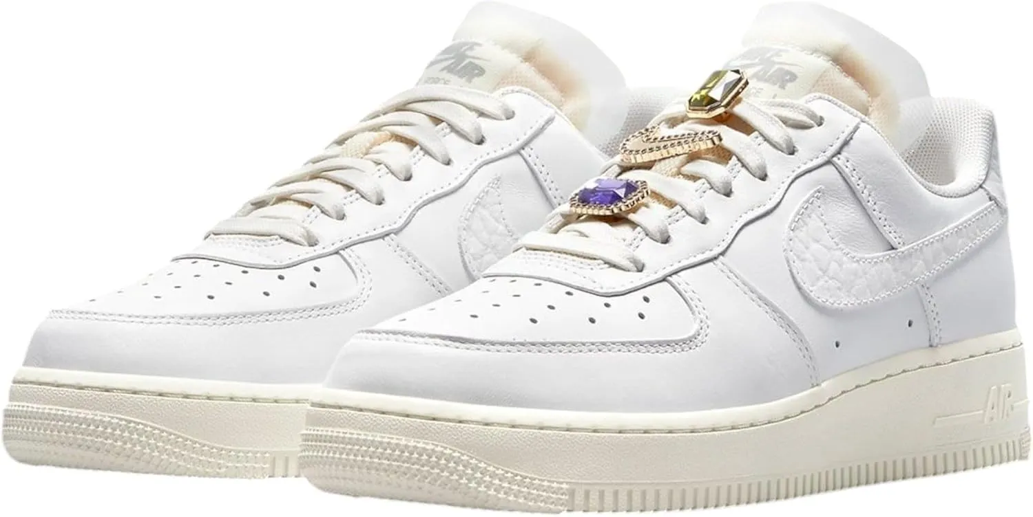 NIKE Men's Sneaker