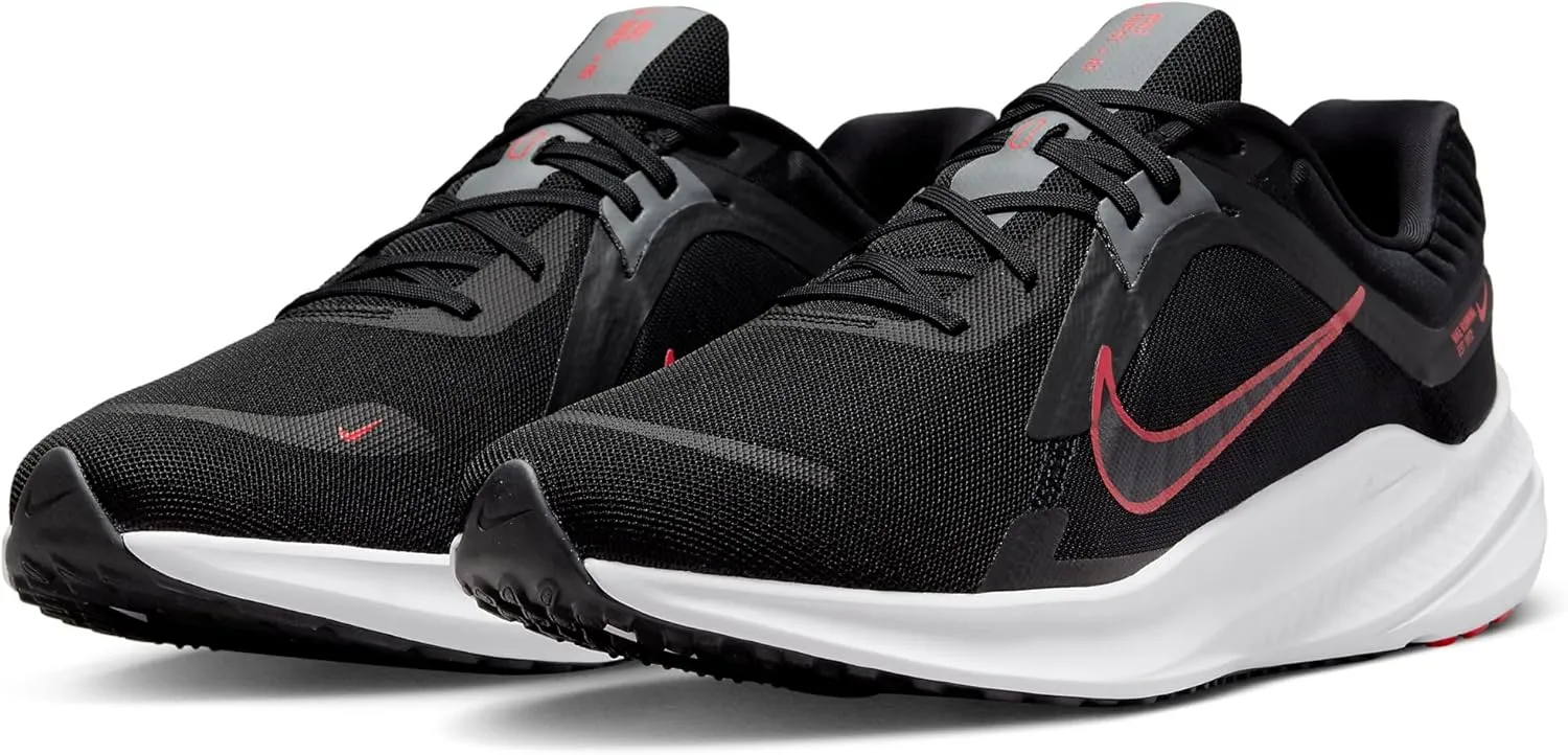 NIKE Men's Sneaker
