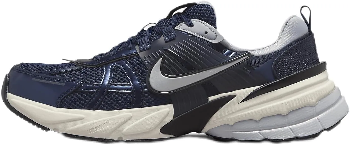 Nike Men's V2k Run Sneaker