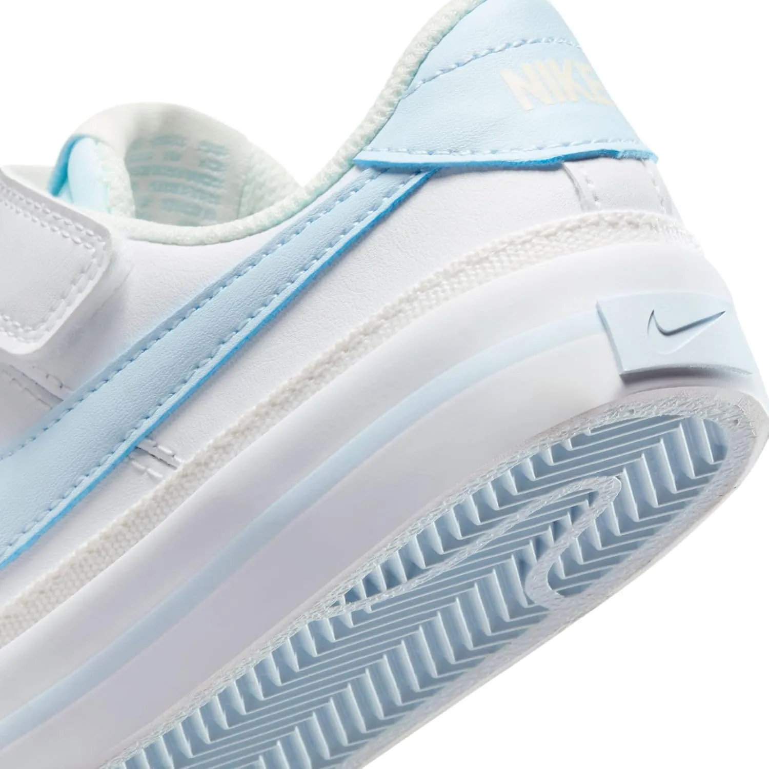 Nike Unisex-Child Gymnastics Shoes Sneaker