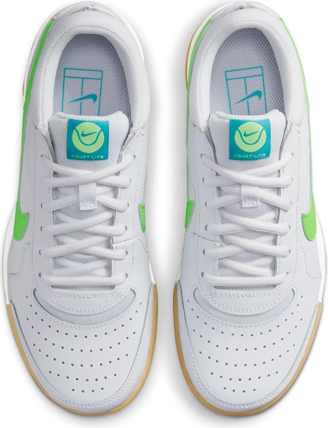 NIKE Women's Sneaker