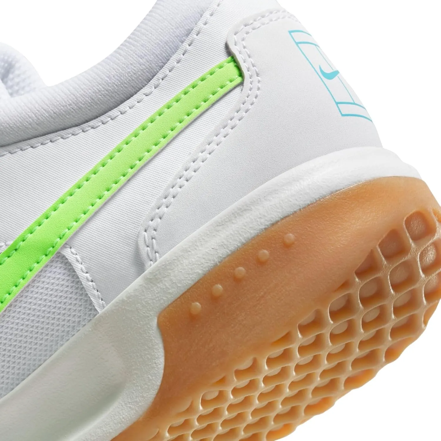 NIKE Women's Sneaker