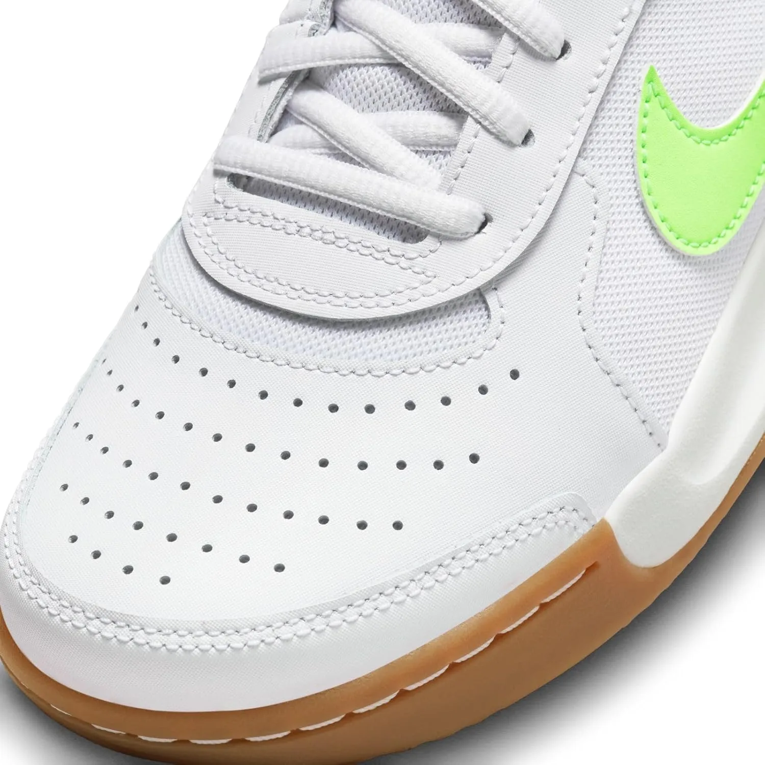NIKE Women's Sneaker