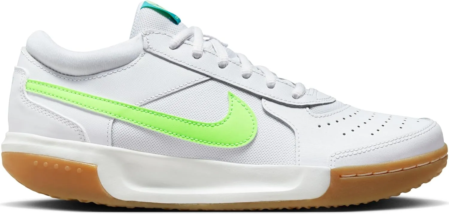 NIKE Women's Sneaker