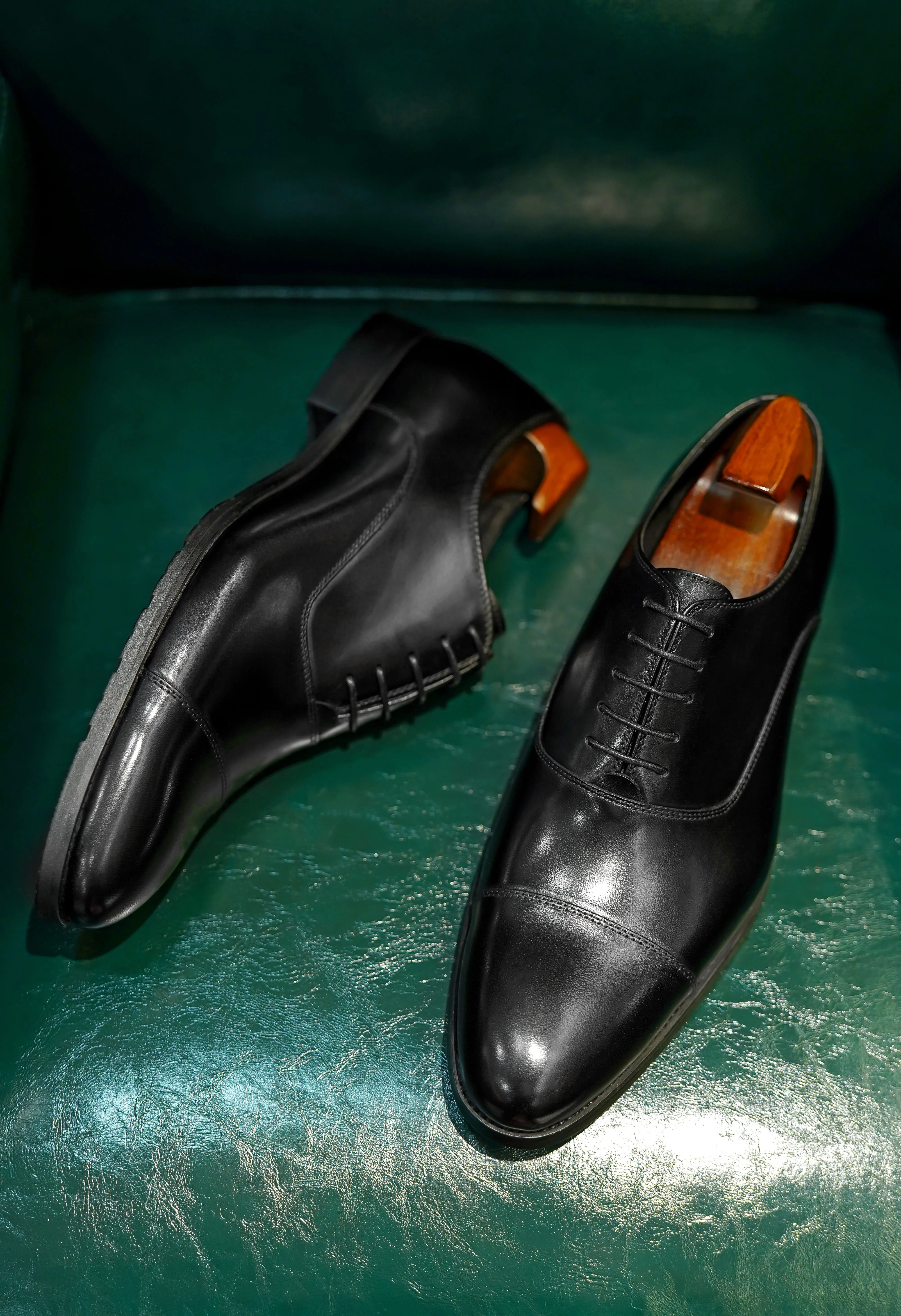 Obsidian Crest Black Cap-Toe Oxfords