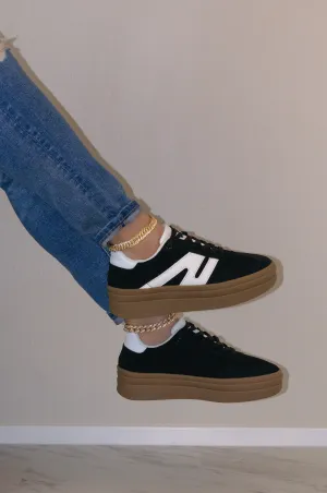 Pulse - Women's Lace-Up Platform Sneakers, Casual Footwear with a Bold Look, Ideal for Comfortable & Trendy Outfits