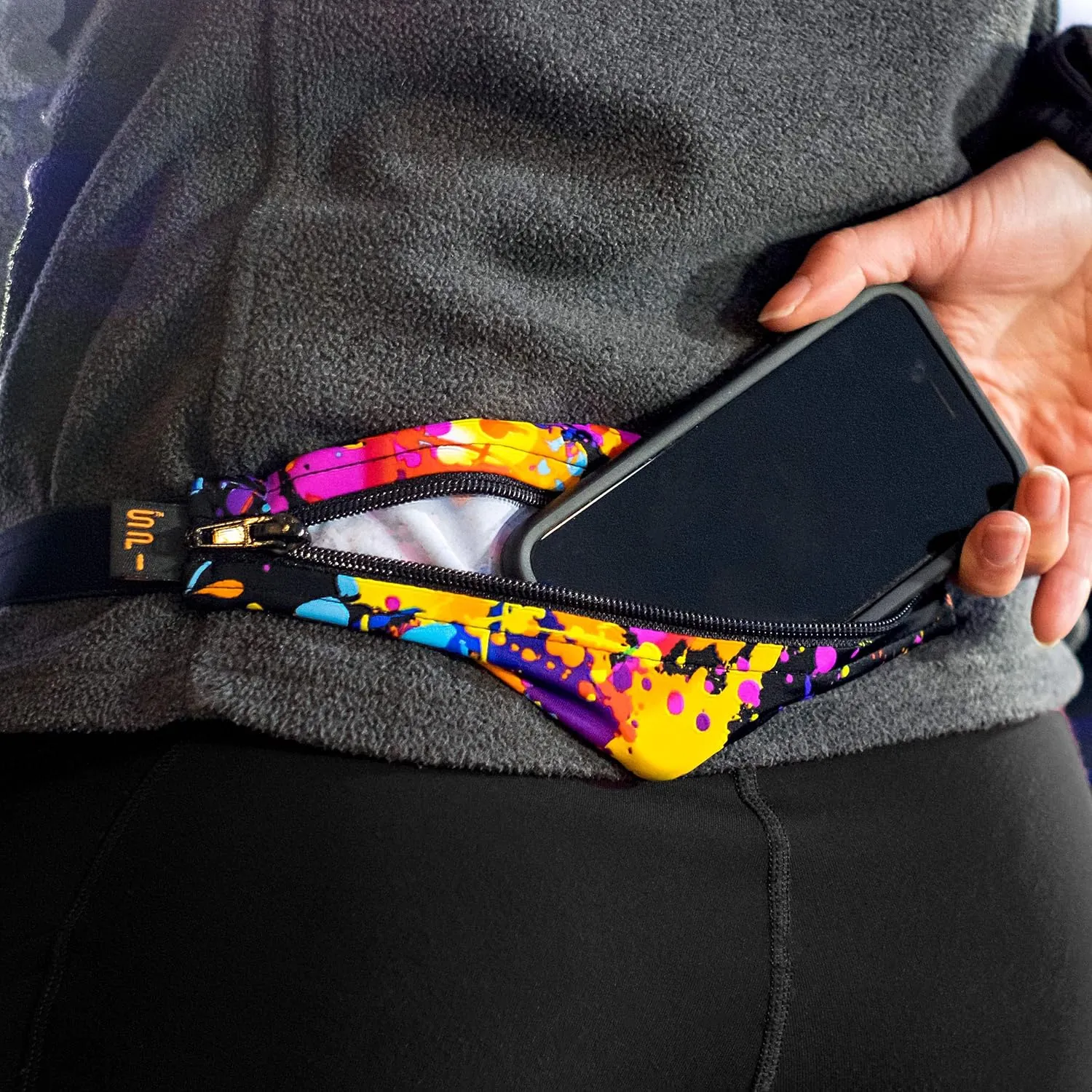 SPIbelt Original Pocket Running Belt for Women Men, Phone Holder for Running, Running Fanny Pack, Holder for Phone, Running Waist Pack, Expandable, Adjustable. Black with Blue Zipper