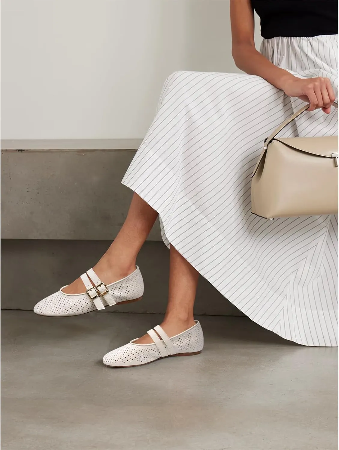 UBWDU Suede Mary Jane Flats for Women Perforated Round Toe Ballet Flats Comfortable Ballerina Shoes with Double Buckle Strap