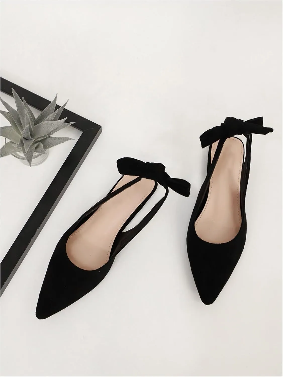 Verdusa Women's Bow Pointed Toe Mule Shoes PU Leather Slingback Low Heels Slip on Flats