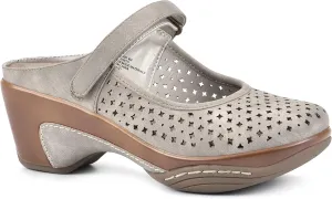 WHITE MOUNTAIN Shoes Vinto Women's Clog