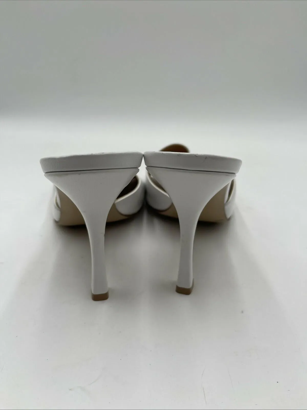 Women’s Bottega Veneta Pudding Stretch Mule Sandals In White Size 39.5 - Very Good