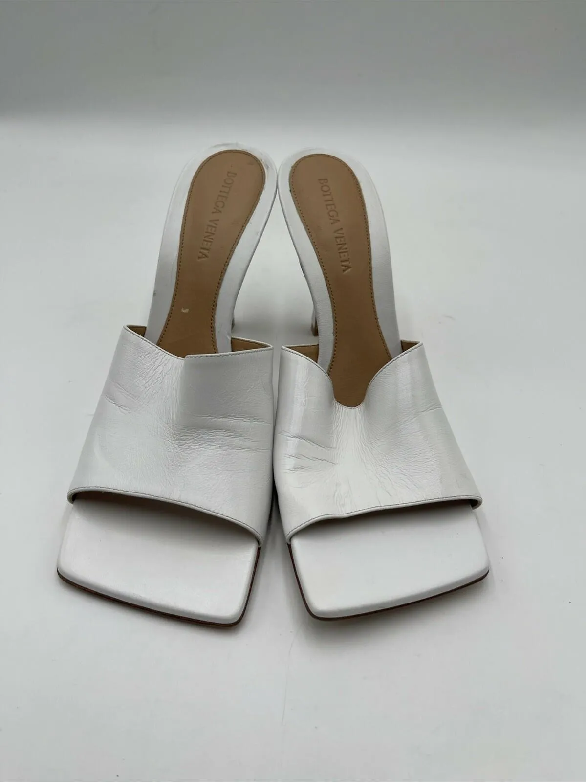 Women’s Bottega Veneta Pudding Stretch Mule Sandals In White Size 39.5 - Very Good