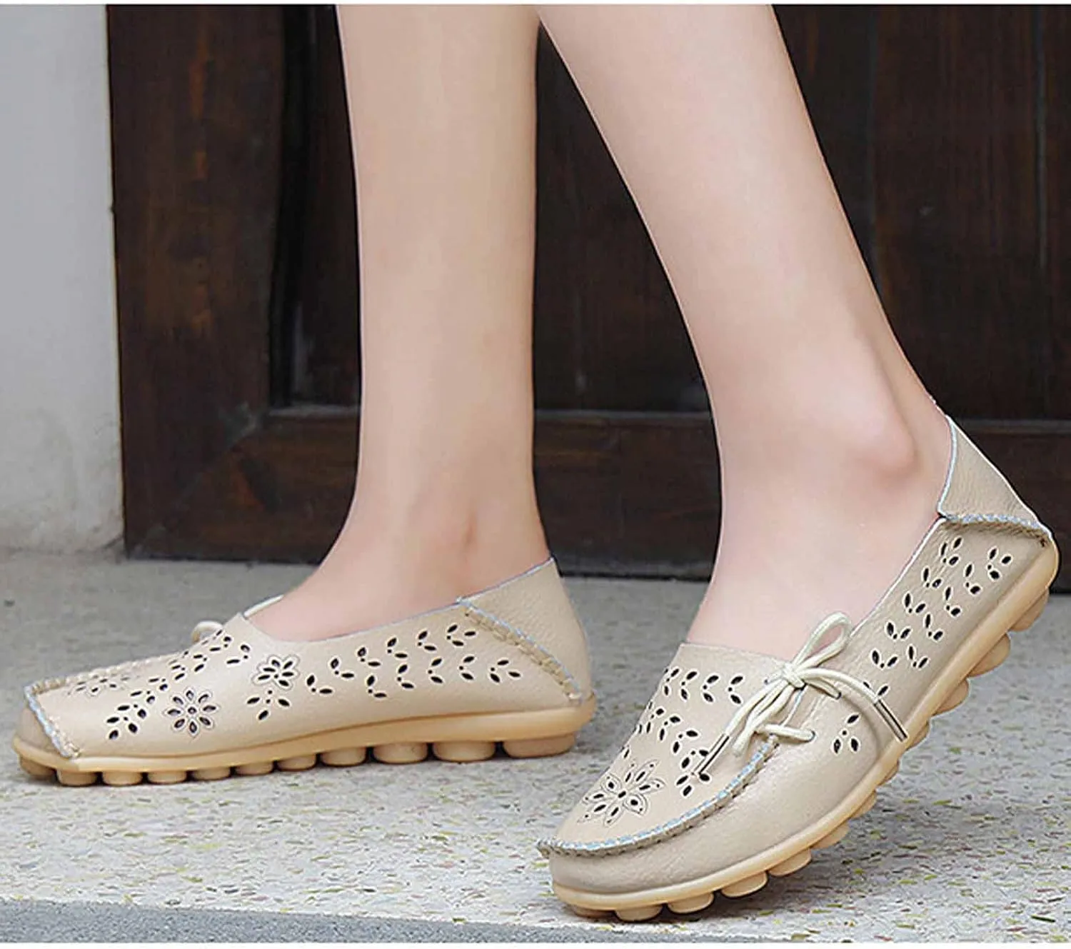 Women's Leather Hollow Breathable Slip On Loafers Comfortable Oxford Softsole Outdoor Walking Flats Shoes Driving Working Moccasins Shoes